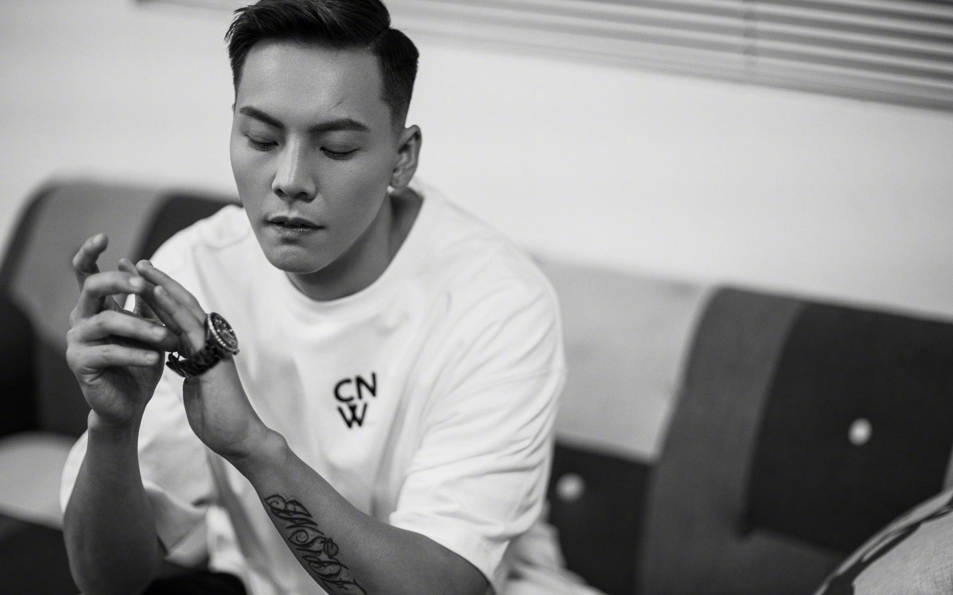 落寞者与新王，里昂末节封神之夜，阿什拉夫悄然完成加冕