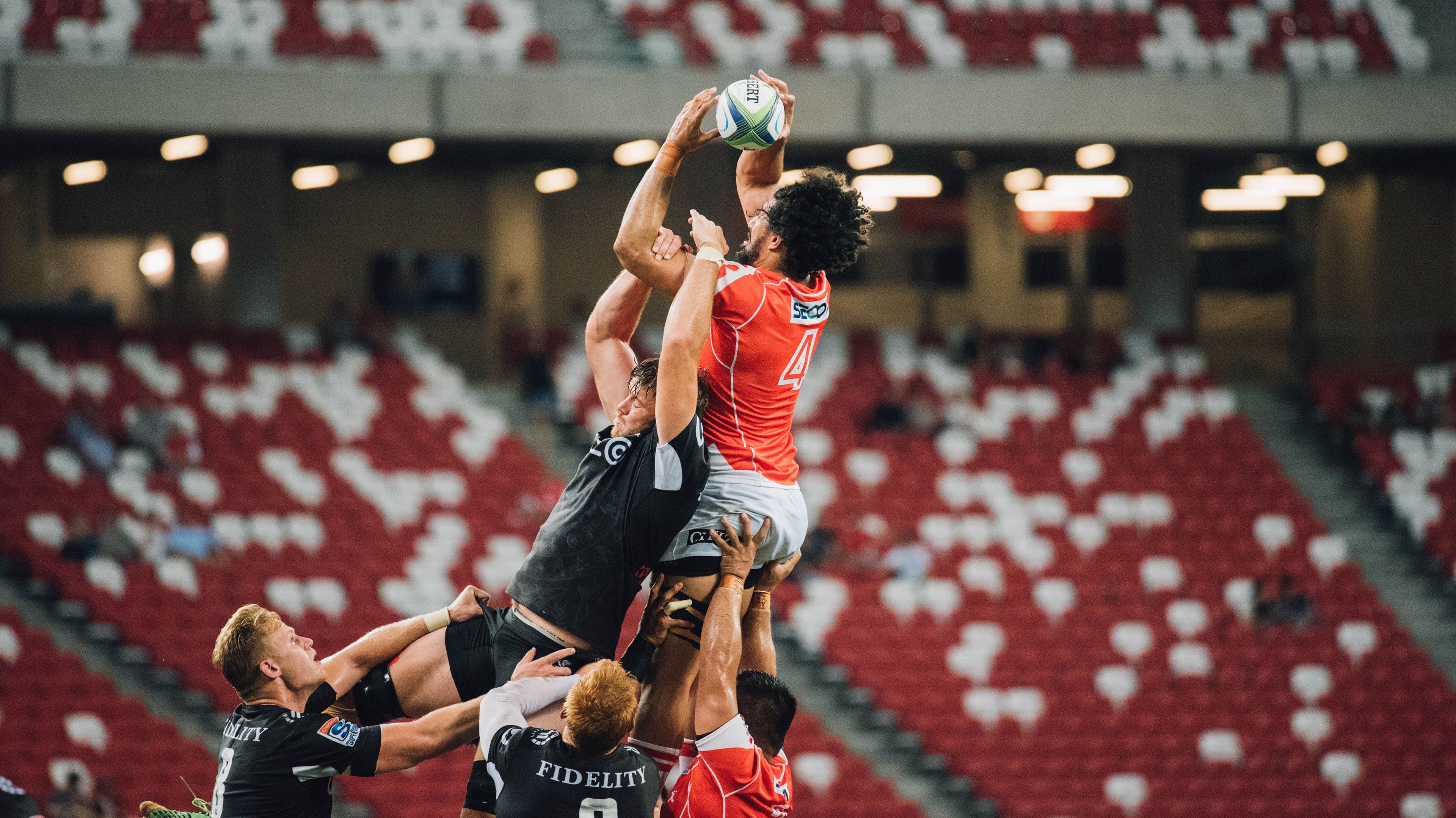 若字母哥真临斯台普斯,一场关于无解的暴力美学想象