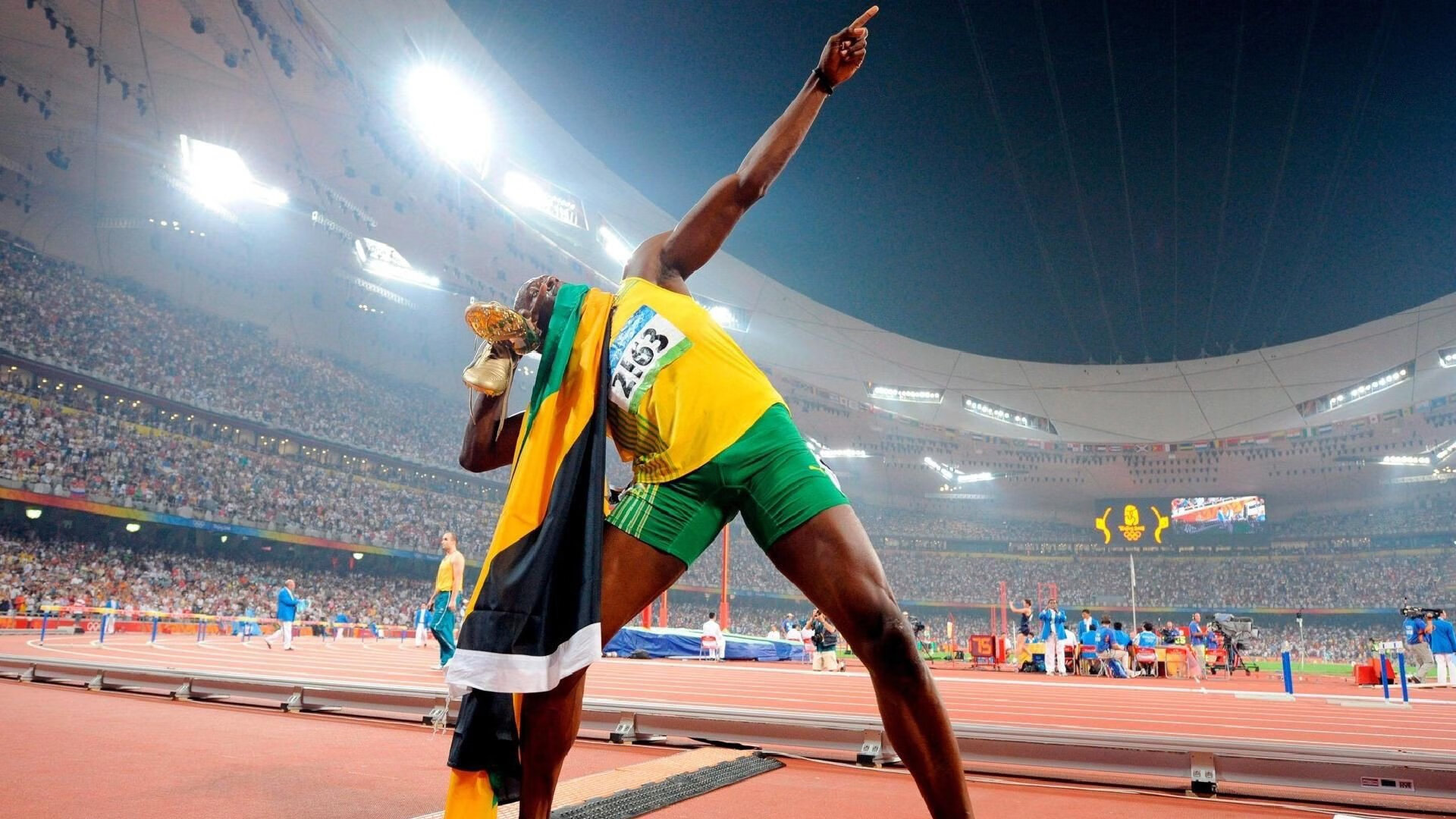 绝杀背后，浓眉空砍40+20，当个人英雄主义遇上团队的致命一击